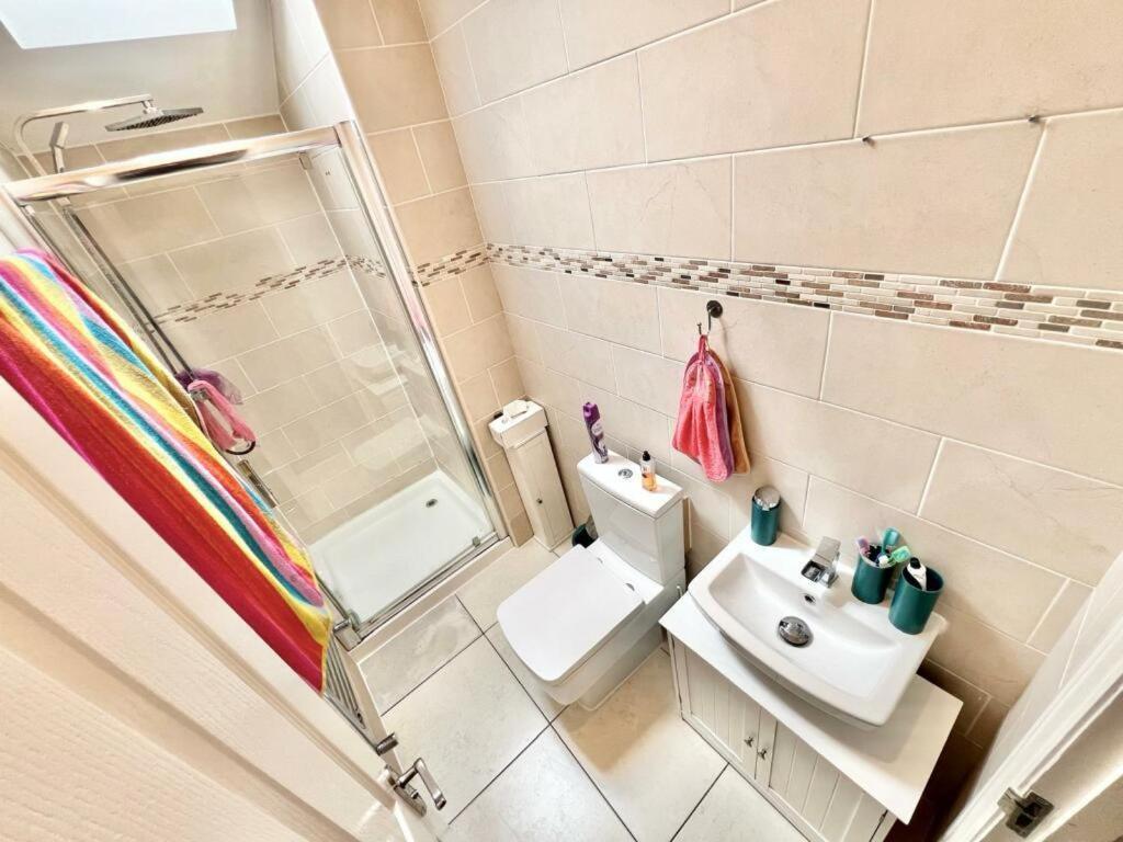 Lovely Spacious Near Train Station And Dallington (Northamptonshire)