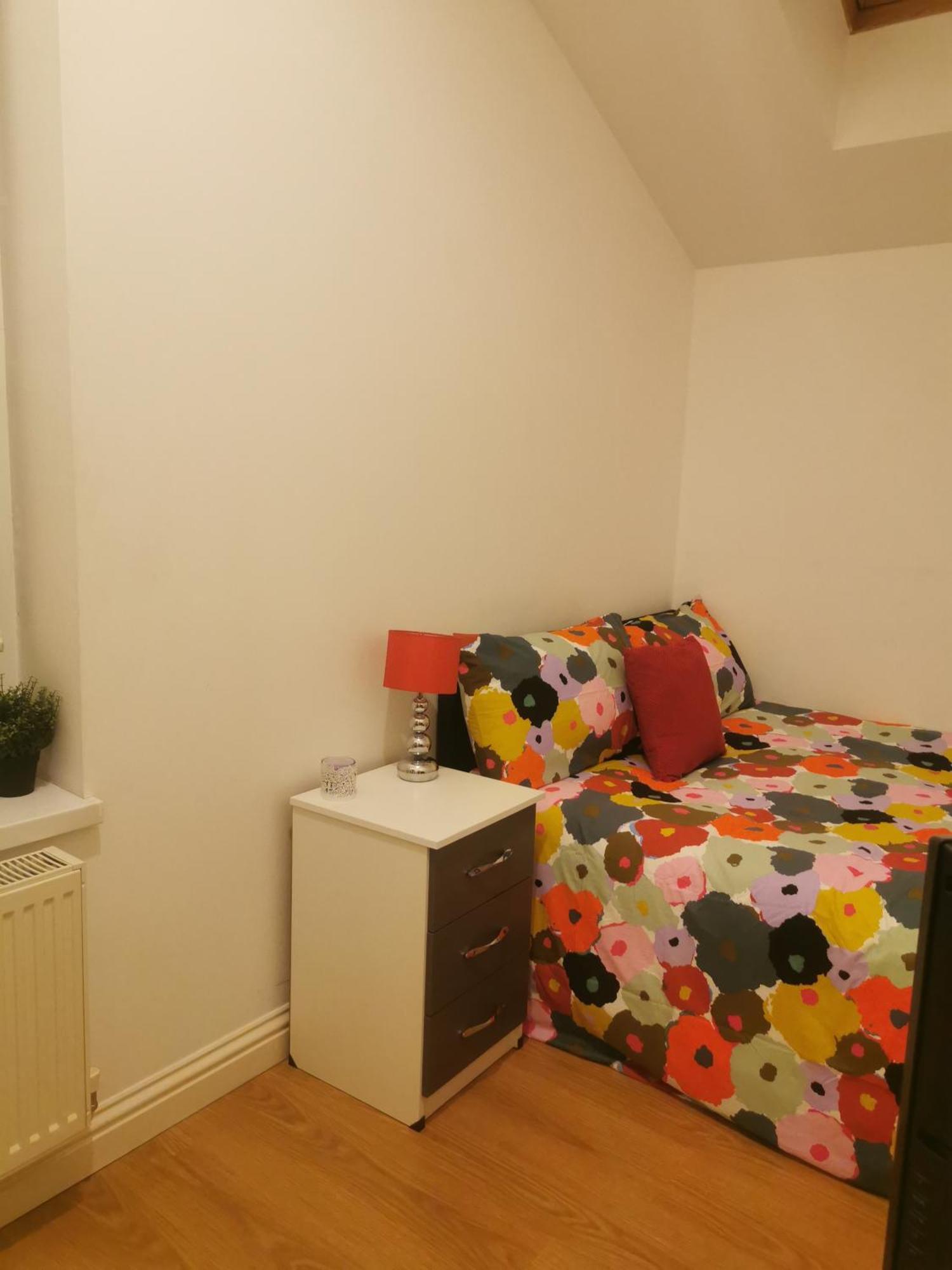 Homestay Lovely Spacious Near Train Station And Dallington (Northamptonshire)